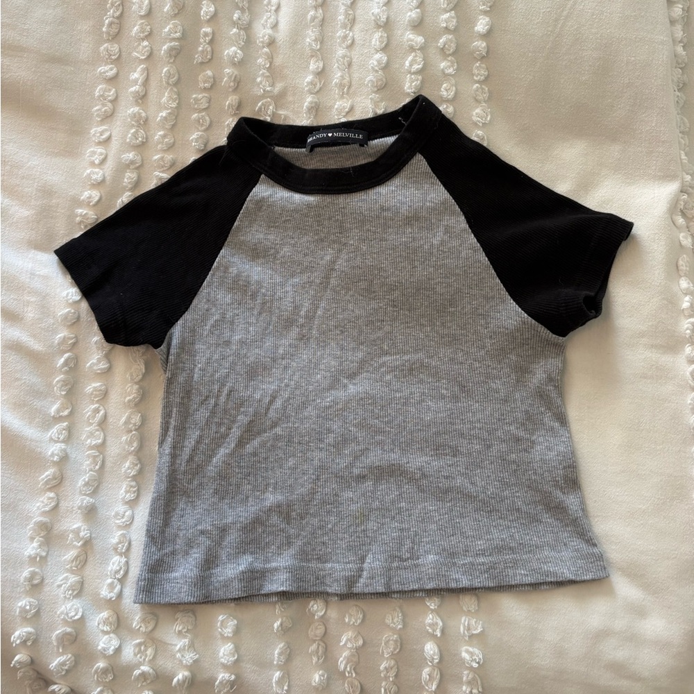 Brandt Melville Black and Gray Cropped Baseball T-Shirt